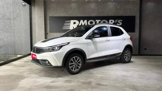 FIAT ARGO 1.3 FIREFLY FLEX TREKKING MANUAL FIAT ARGO 1.3 FIREFLY FLEX TREKKING MANUAL